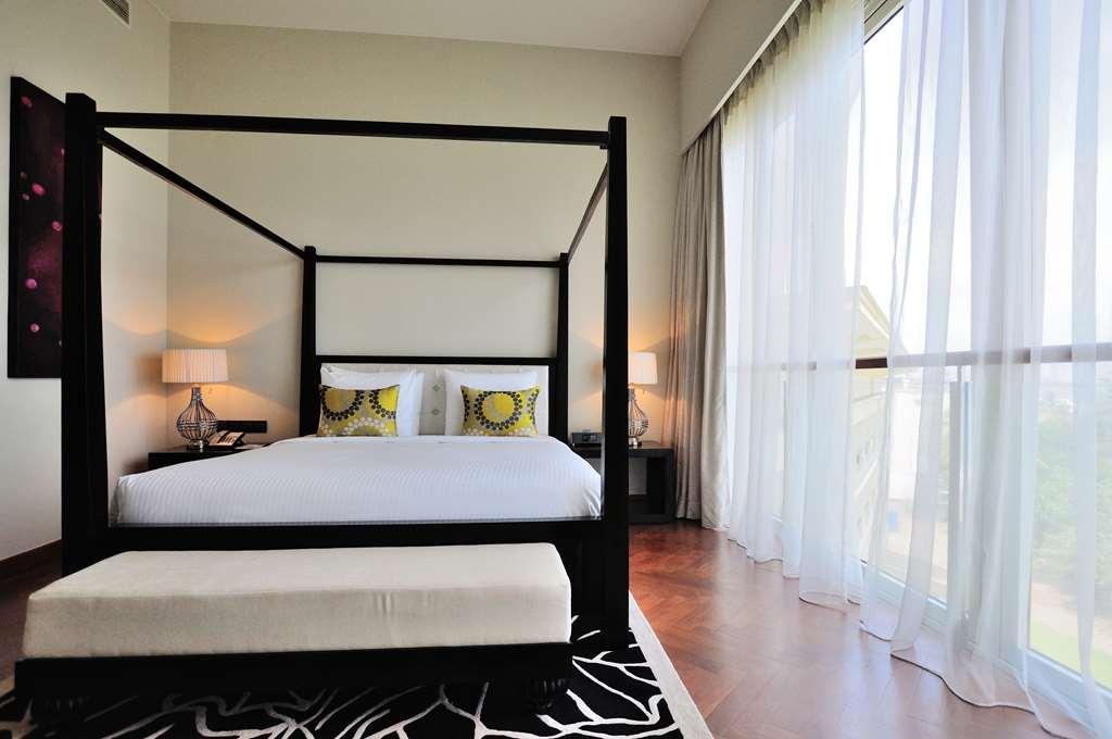 Sentido Heritance Negombo Room photo A bedroom at the hotel