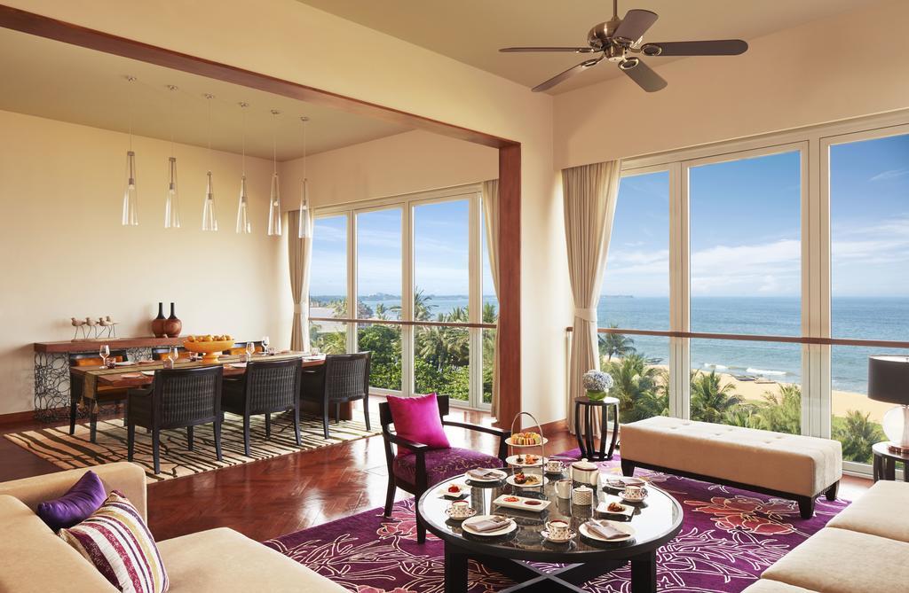 Sentido Heritance Negombo Exterior photo A suite at the InterContinental Changi Airport
